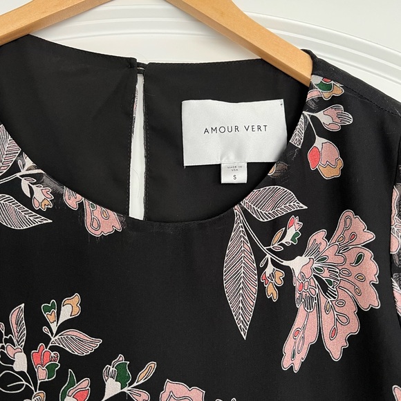 Amour Vert Haley Long Sleeve Silk Shift Dress - Picture 5 of 5